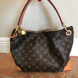 Louis Vuitton Berri PM